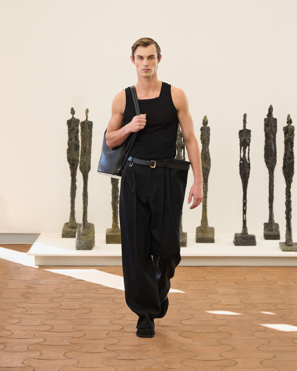 Look 12